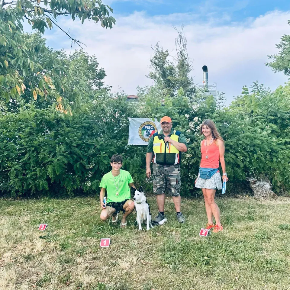 Foto GEM DOG A.S.D.: podio, Gara interregionale di mantrailing FISC, Leproso, 14 giugno 2025, foto 11 di 15