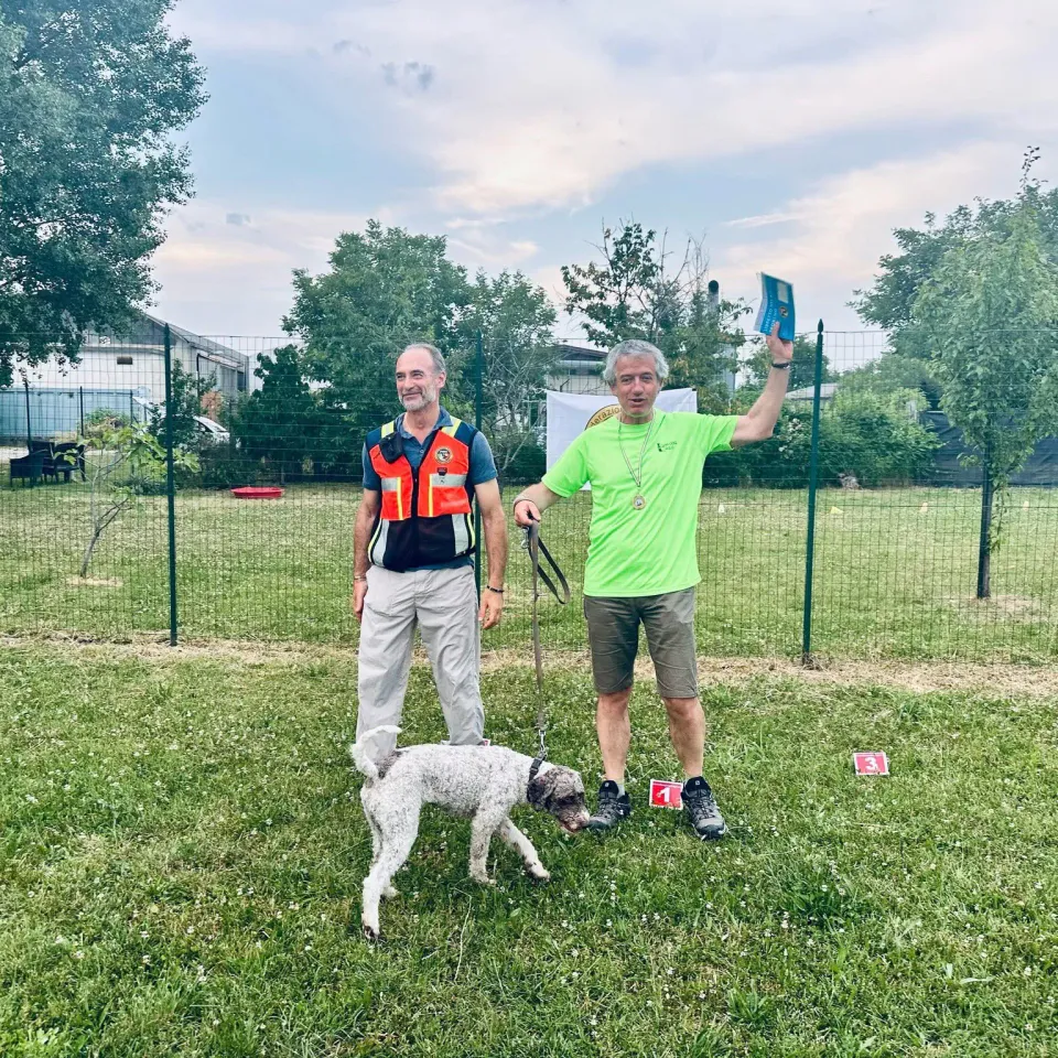 Foto GEM DOG A.S.D.: podio, Gara interregionale di mantrailing FISC, Leproso, 14 giugno 2025, foto 13 di 15