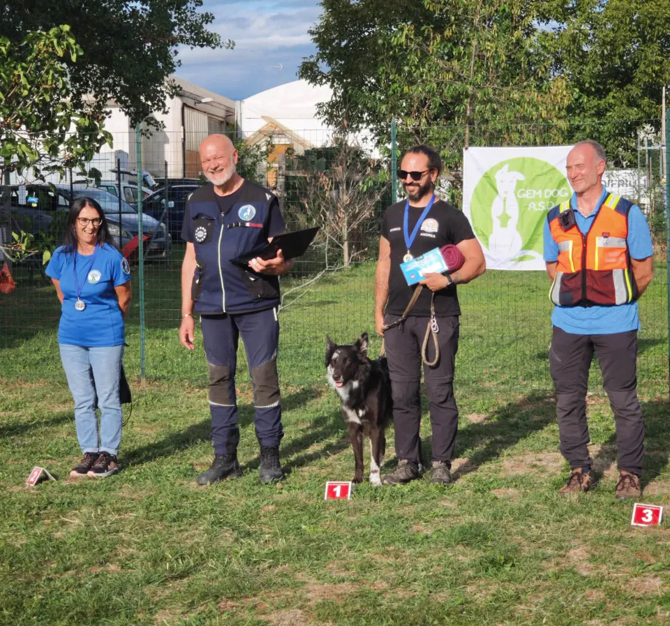 Foto GEM DOG A.S.D.: podio, Gara interregionale di mantrailing MSP, Leproso, 11 ottobre 2026, foto 7 di 18
